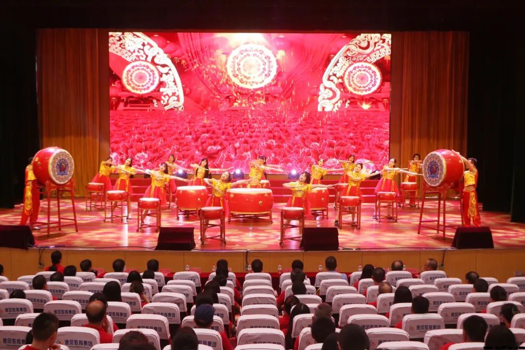 躬耕教壇勇擔當，實干爭先再出發 ——德風教育集